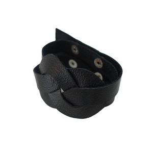 GOOD/jahat/ Leather Bracelet - Criss-cross